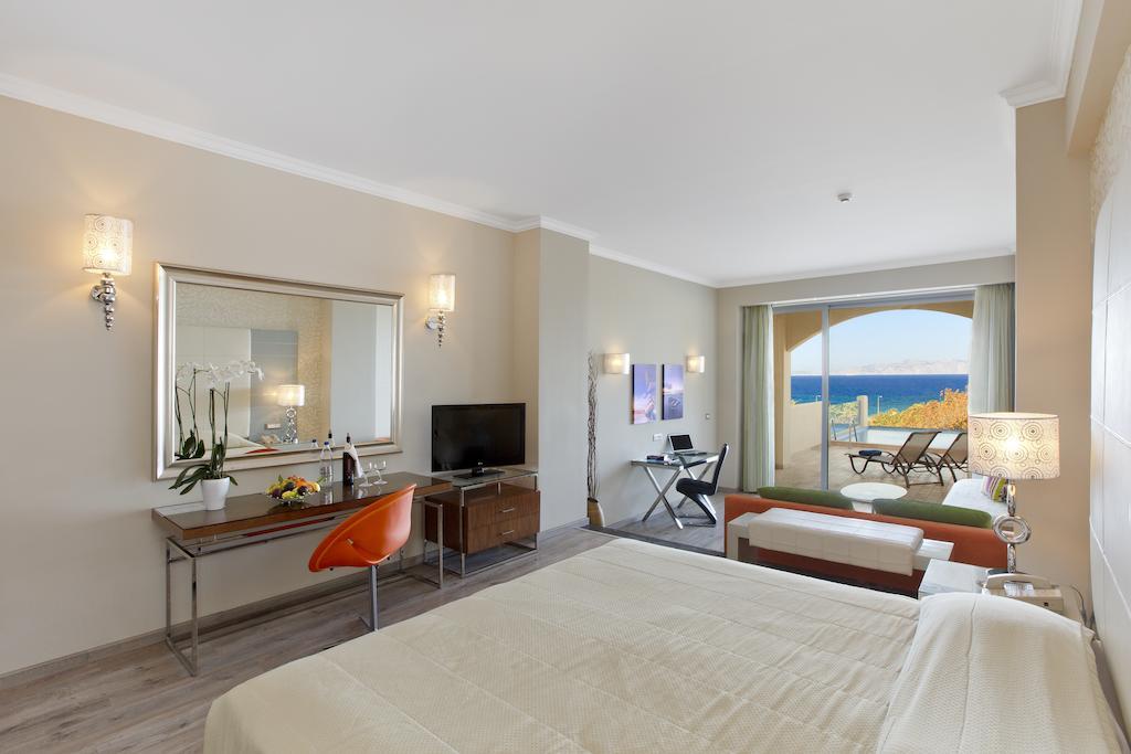 เอเทรียม แพลตินัม รีสอร์ต แอนด์ สปา Hotel อิกเซีย ภายนอก รูปภาพ